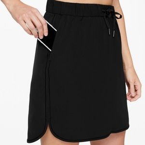 🍋 Lululemon On The Fly Skirt 🍋